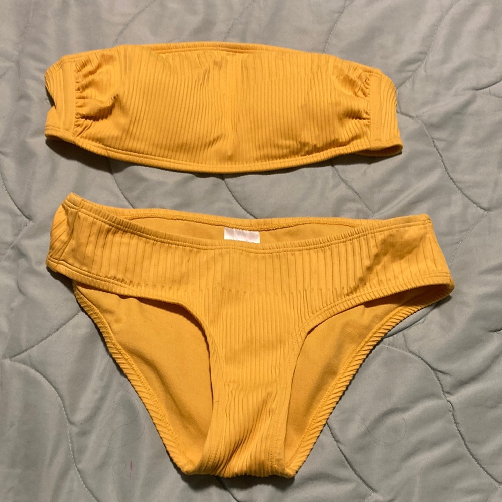 Xhilaration ribbed yellow bikini